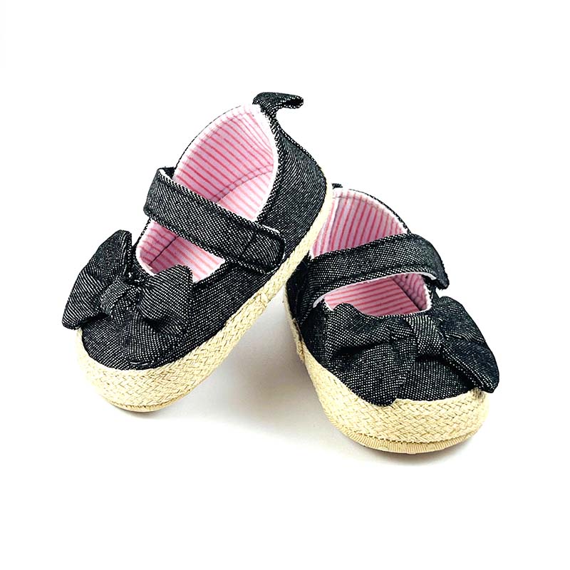 Black Bow Jeans Pumps